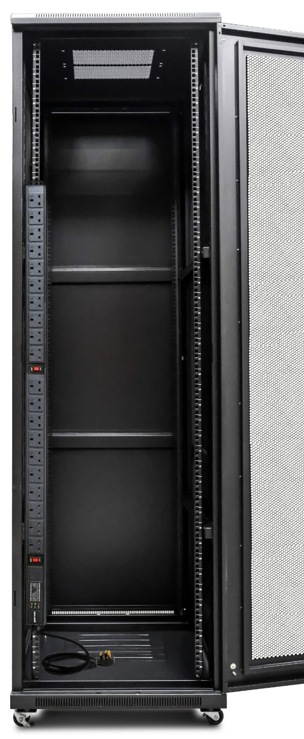 Rack-Mounted Power Hub