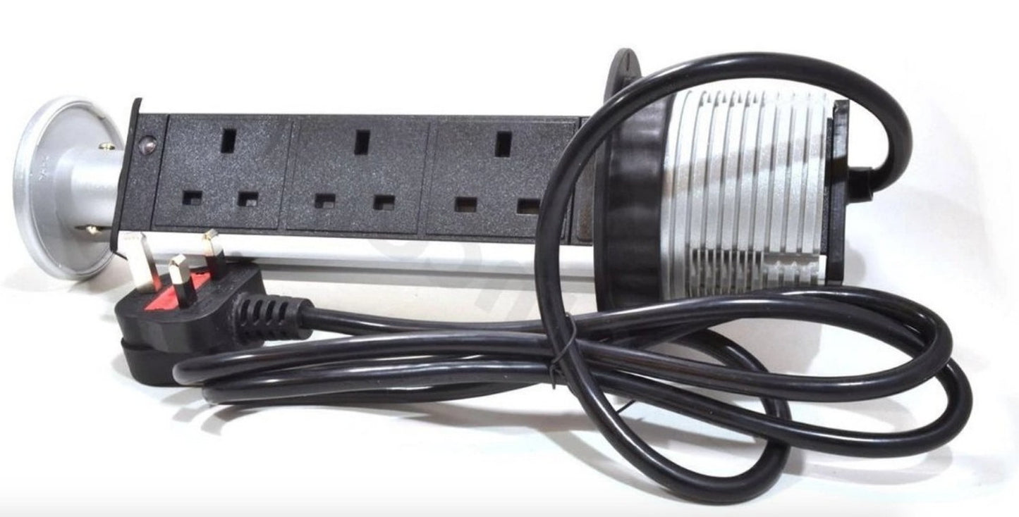 Compact pop-up outlet
