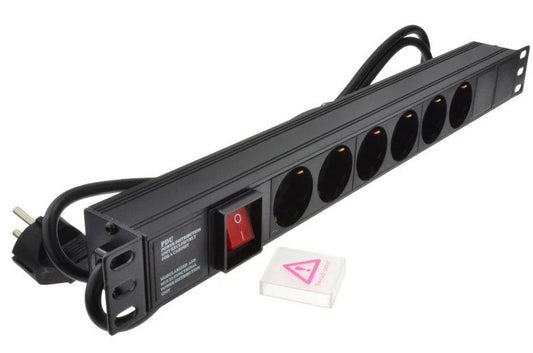 Horizontal mounted Schuko PDU