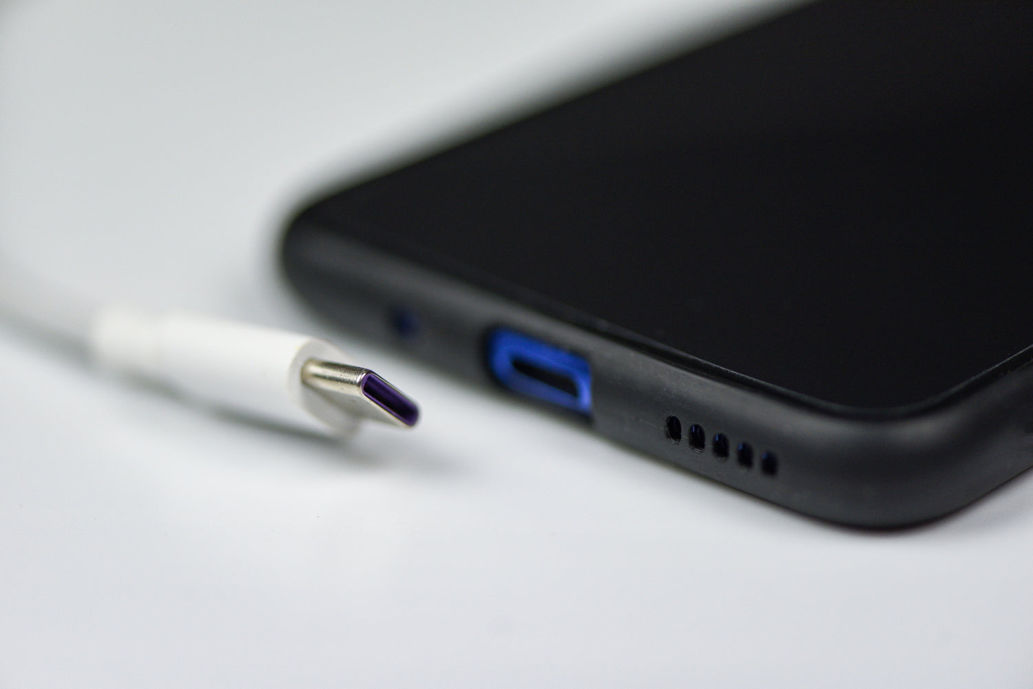 High-quality data transfer with C-USB-T-C-BX