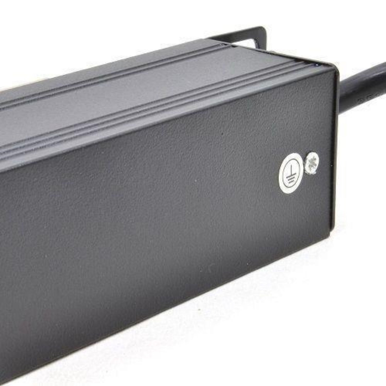Universal Mounting PDU
